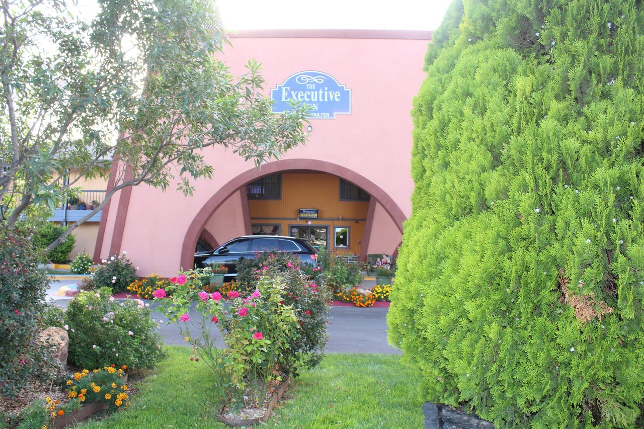 The Executive Inn & Suites Амарило Екстериор снимка
