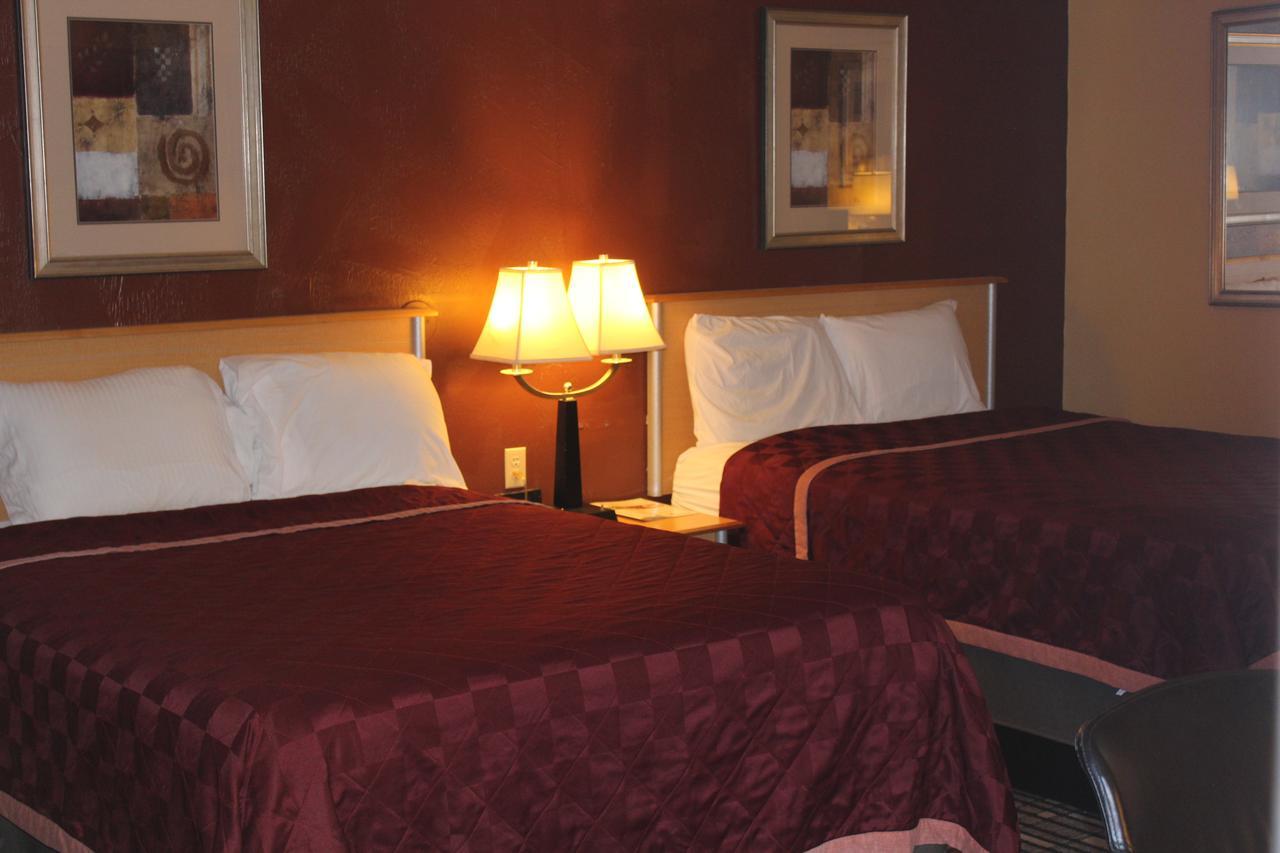 The Executive Inn & Suites Амарило Екстериор снимка