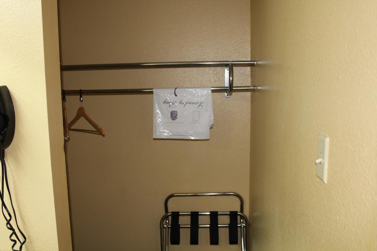 The Executive Inn & Suites Амарило Екстериор снимка