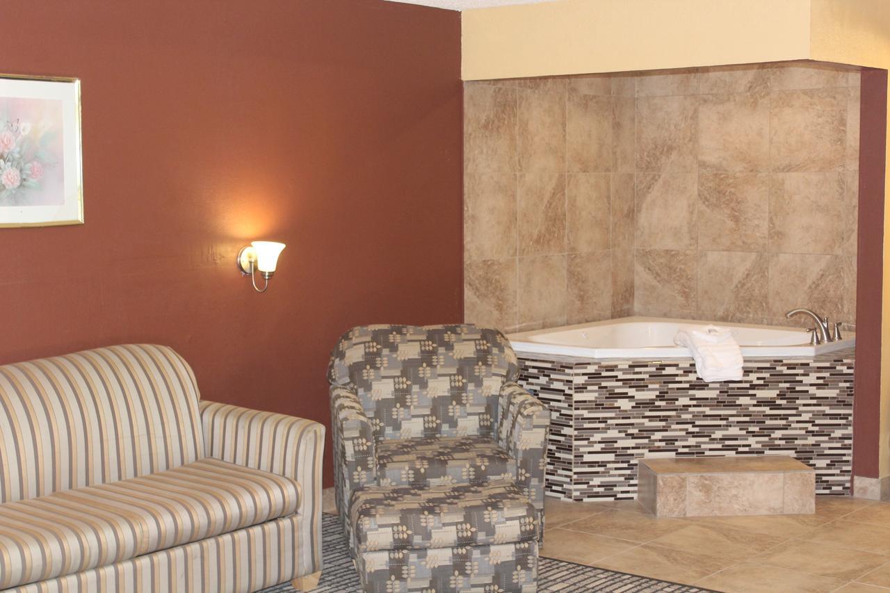 The Executive Inn & Suites Амарило Екстериор снимка