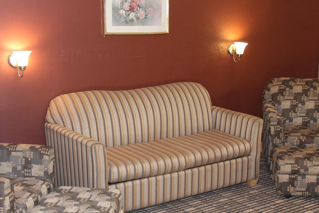 The Executive Inn & Suites Амарило Екстериор снимка