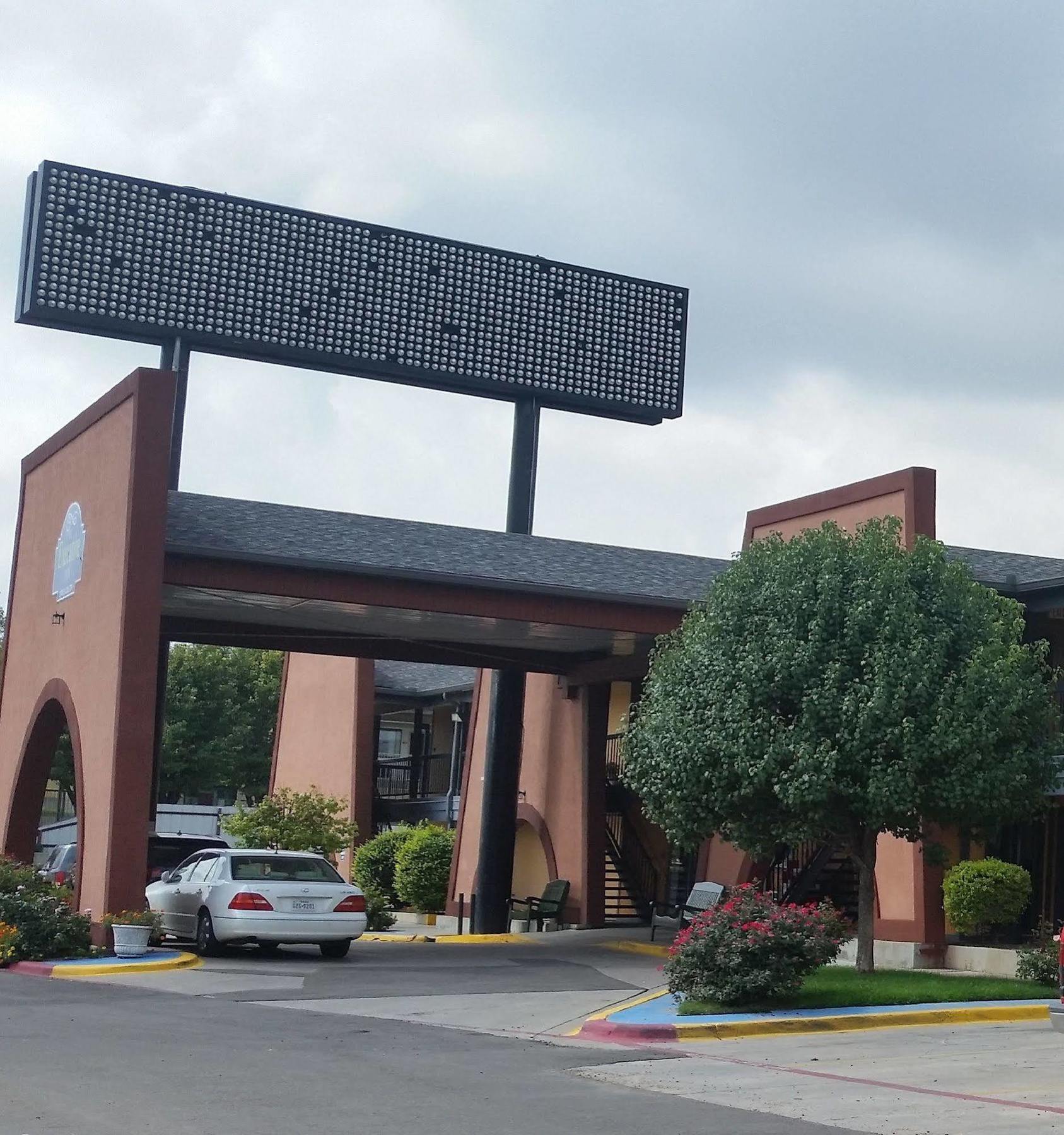 The Executive Inn & Suites Амарило Екстериор снимка